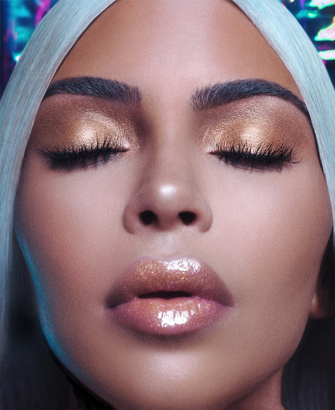 Kim Kardashian - Lições de Maquiagem das Kardashians - Brigitte Calegari Kim Kardashian - Lições de Maquiagem das Kardashians - Brigitte Calegari